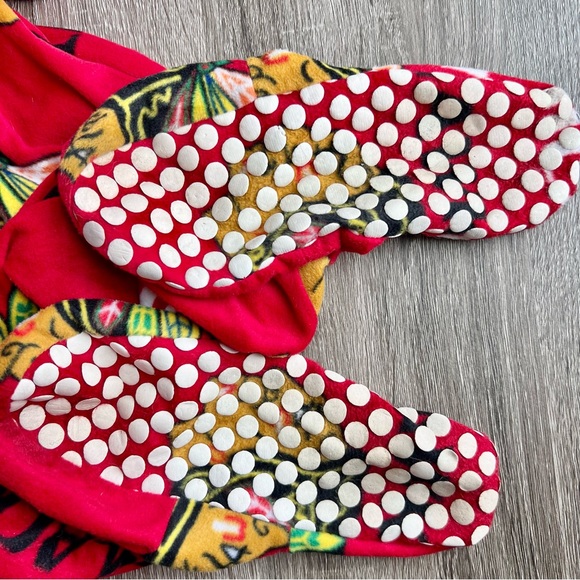 Chicago Blackhawks Fleece Adult Onesie - Picture 7 of 10